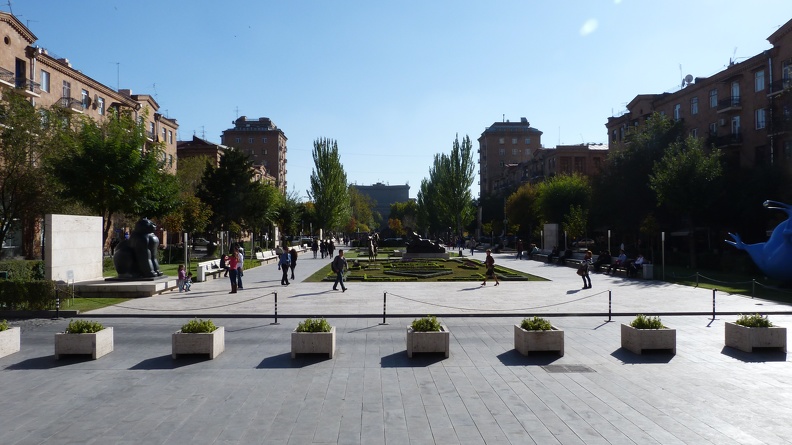 Armenien Yerevan Platz vor den Kaskaden 